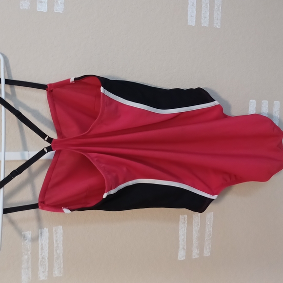 JoyLab Swimsuit - Picture 2 of 6